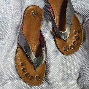 juil Herva pewter thongs